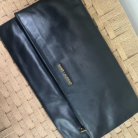 Classic Black Saint Laurent Clutch - Picture 6 of 7